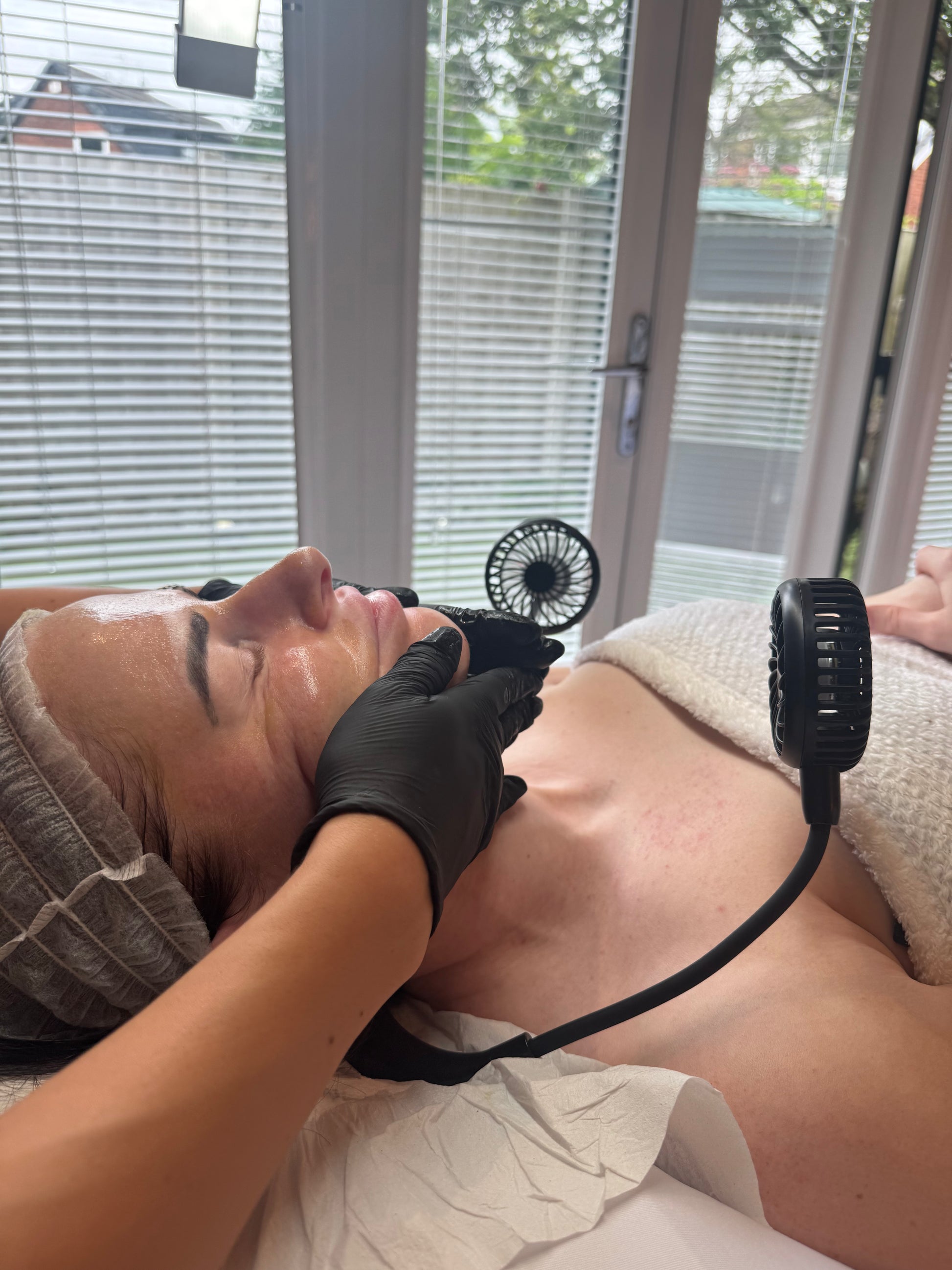 BioRePeel + Dermaplane & LED